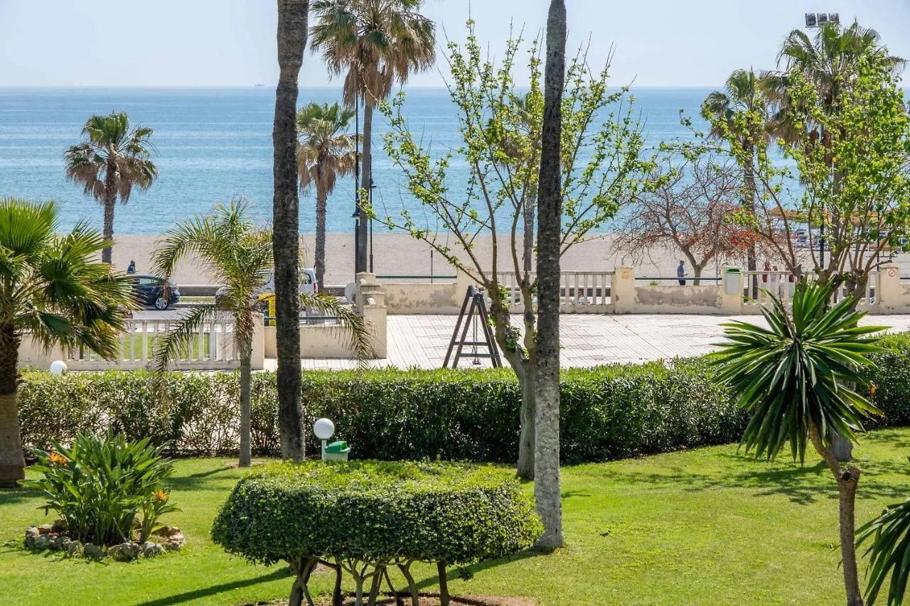 Garden & Beach - 托雷莫利诺斯