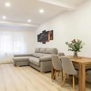 Nuevo En El Centro Carlos Iii , Santander España